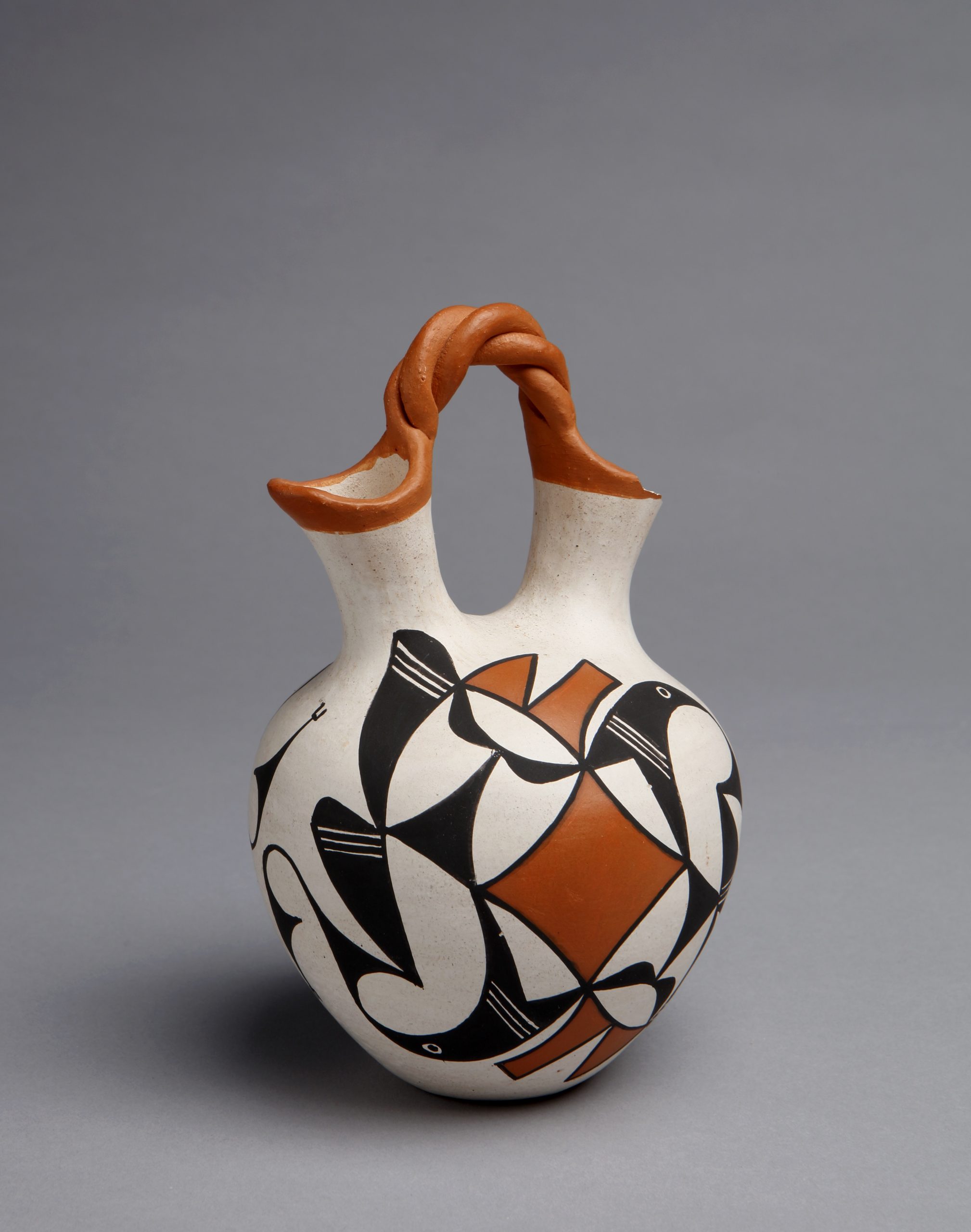 Wedding vase, Mary Ann Hampton (Acoma Pueblo), c. 1985, clay, paints, 6 11/16” x 3 15/16”. Cat. no. SAR.1994-4-598. Photo by Addison Doty.
