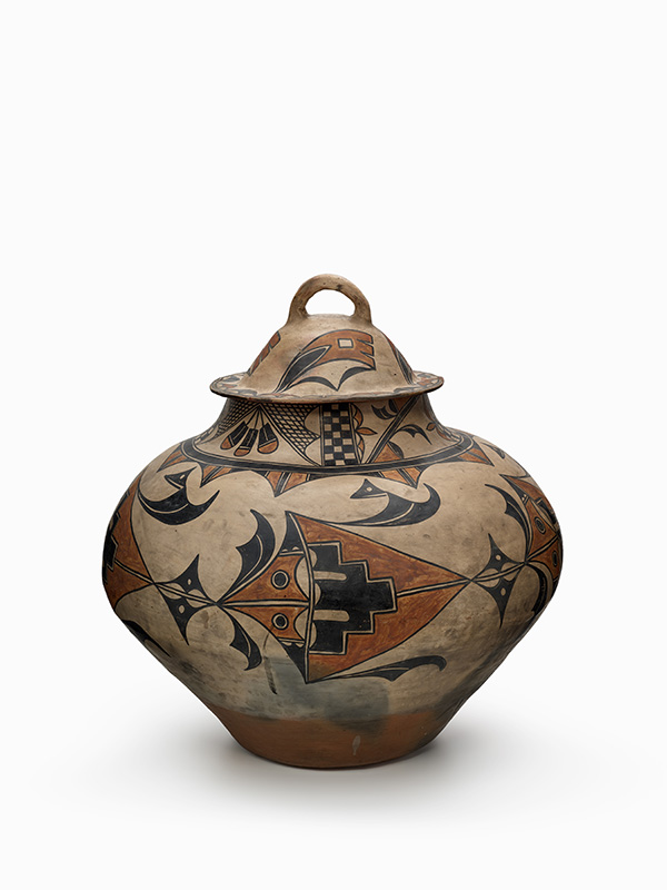Martina Vigil and Florentino Montoya (San Ildefonso Pueblo), Storage jar with lid, ca. 1905, clay and paints, 20 1/2" x 26", IAF.1220, School for Advanced Research collection. 